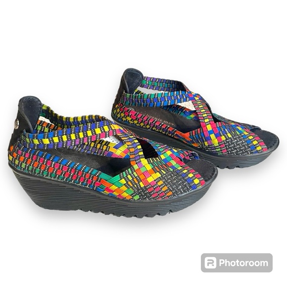 Rainbow Wedges - Picture 3 of 6